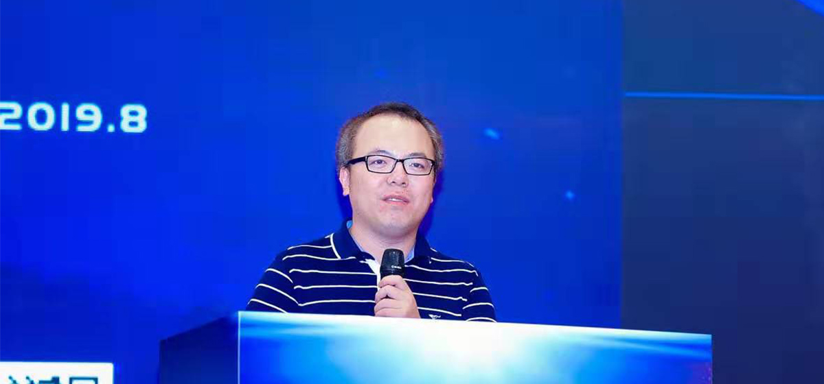  Zhang Mingzhong, Director of the Information and Communication Research Institute of the Information Center of the Ministry of Industry and Information Technology, said that China has five strong foundations in the development of artificial intelligence